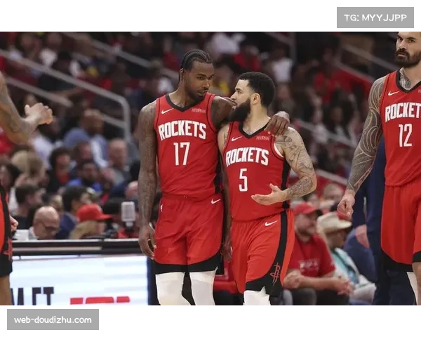 WNBA当前每队常规注册仅11-12人，球员呼吁增加阵容深度