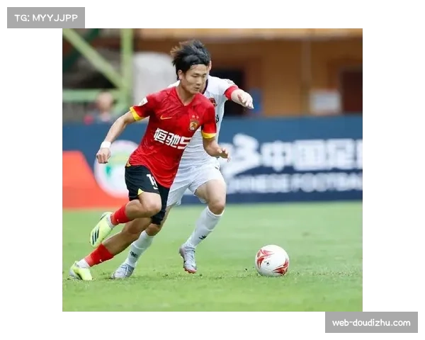 中游球队抢分激烈，积分榜中段竞争白热化