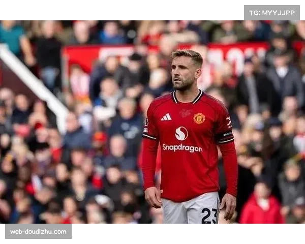 卢克·肖伤病史令人担忧，密集赛程存风险