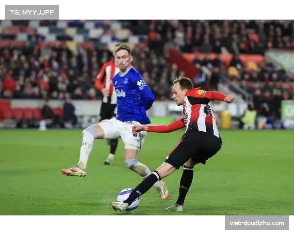 维拉主场0-1不敌布伦特福德,英超争四格局再生变数